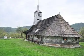 Wooden church in Câmpuri de Sus