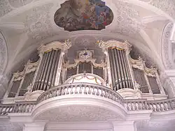 Organ