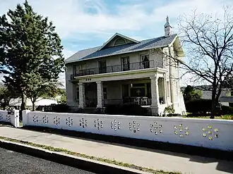 Raymond Carr House – 1916