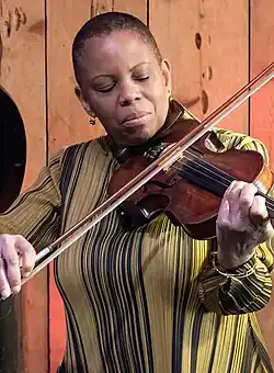 Regina Carter playing violin