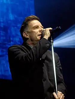 Ross performing with Deacon Blue at the SSE Hydro, Glasgow, 2018