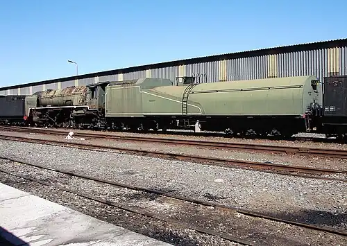 Type EW2 Worshond on Class 25NC, 20 October 2009