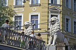 Modern view of bridge sculptures.