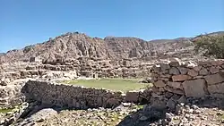 Shairi is located between the two arms of the Wadi Samarat, in Ras al-Khaimah