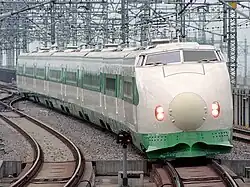 Set G45 of the 200 series Shinkansen, similar to those used on Aoba services