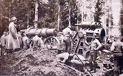 Škoda 305 mm Model 1911 of the Austro-Hungarian army being positioned in the Carpathians during the fighting of 1914/1915