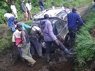 Vehicle in mud after heavy rainfall (Democratic Republic of the Congo)