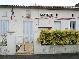 The town hall in Souméras