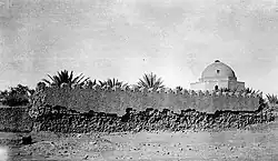 The original mausoleum in 1917, before the mosque was constructed