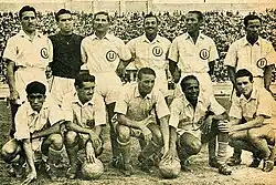 Universitario, Estadio, 1945.