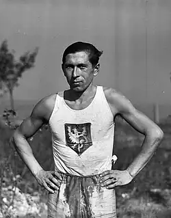 Black-and-white picture of Václav Hošek in running uniform