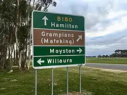 Pyrenees Highway at Willaura