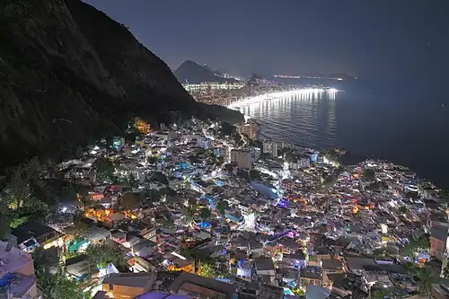 Vidigal at night