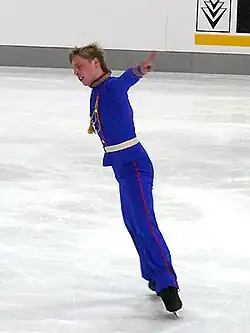 An inside spread eagle side view (Vitali Sazonets)