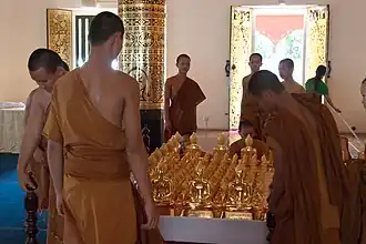Monks in Wat Chedi Luang