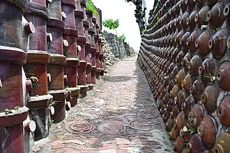 Tokoname pottery footpath